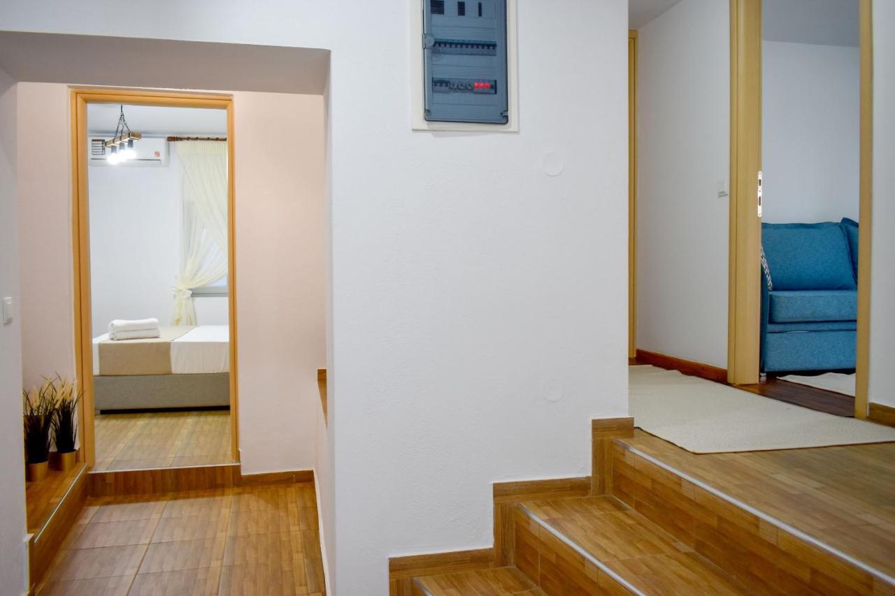 La Maison Plakes 3 Bdr Apt 스키아토스 타운 외부 사진